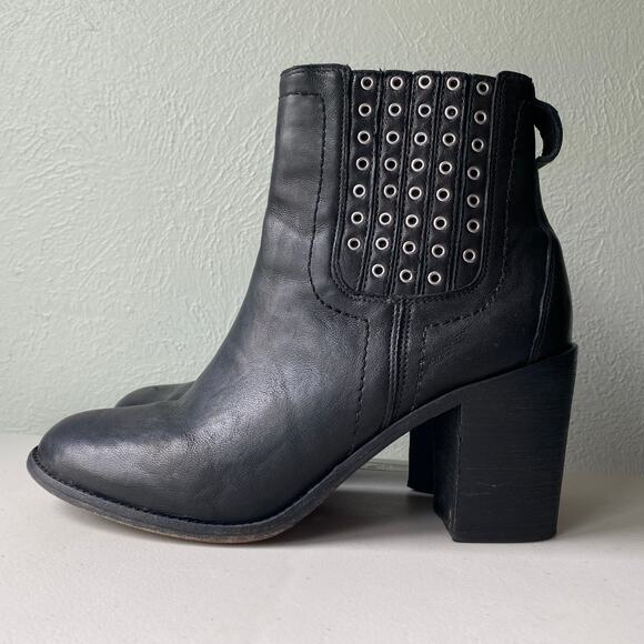 Trask Black Ankle Boots with Silver Eyelet Elastic Gores, Chunky Heel Womens 9.5 - Picture 13 of 13